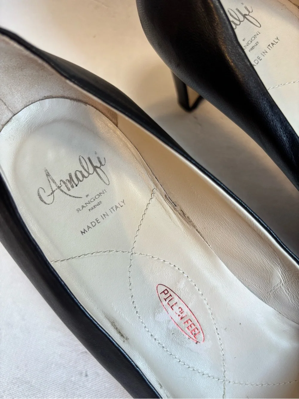 Amalfi Classic Black Italian Leather Women's Pumps, size 12.5, square toe